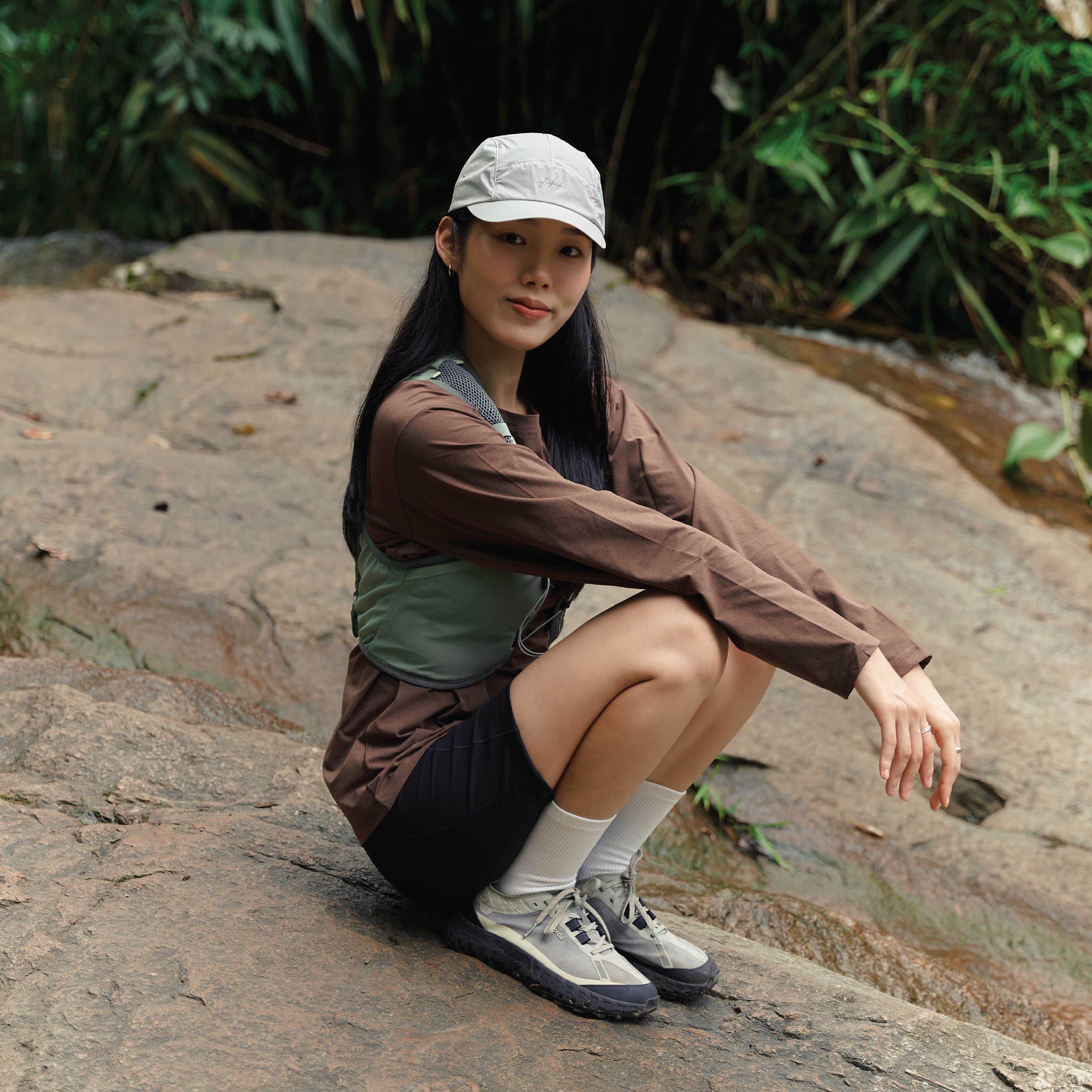 HTH-004 : Featherlight Cap